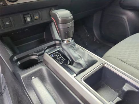 Certified 2020 Toyota Tacoma SR5 w/ Technology Package image 15