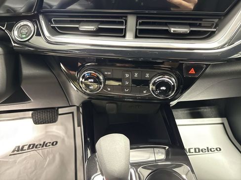 New 2026 Chevrolet Trax RS image 17