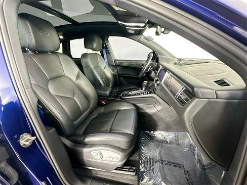 Used 2023 Porsche Macan GTS image 29