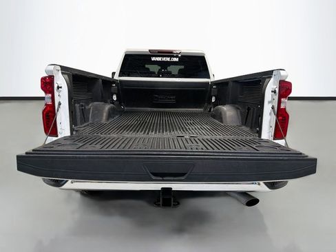 Used 2024 Chevrolet Silverado 2500 LT AWD/4WD image 26
