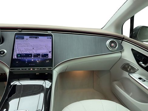 Used 2023 Mercedes-Benz EQE 350+ Sedan image 20