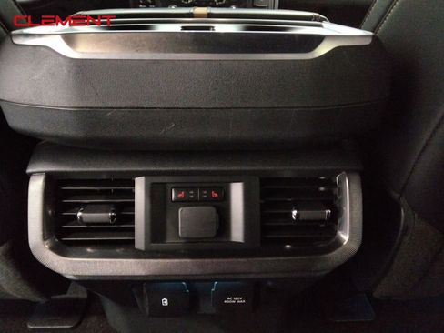 Used 2021 Ford F150 Platinum w/ FX4 Off-Road Package image 35