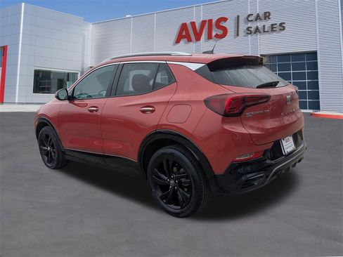 Used 2024 Buick Encore GX Sport Touring image 9