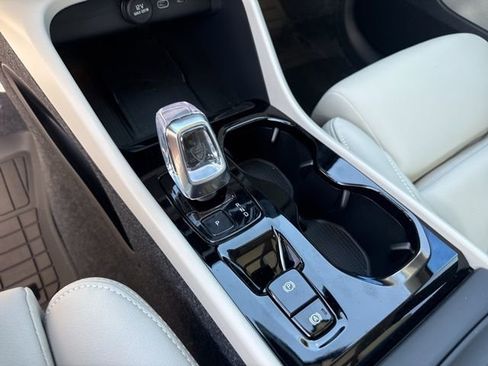 New 2026 Volvo XC40 B5 Plus w/ Protection Package Premier image 25