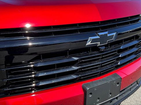 Used 2025 Chevrolet Suburban RST w/ RST Capability Package AWD/4WD image 24