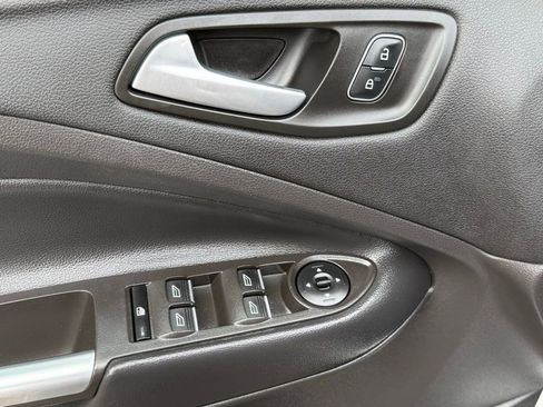 Used 2019 Ford Escape SE AWD/4WD image 11