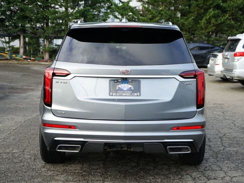 Used 2020 Cadillac XT6 Premium Luxury w/ Platinum Package image 4