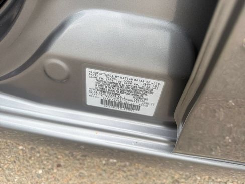 Used 2025 Nissan Versa SV FWD image 29