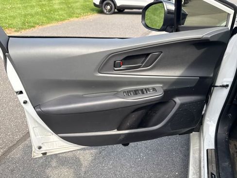 Used 2024 Toyota Prius LE image 22