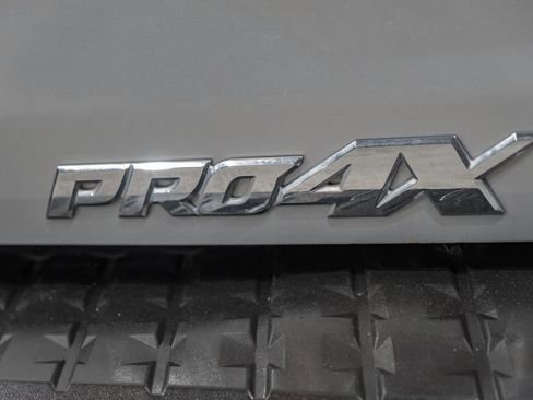 Used 2019 Nissan Titan PRO-4X AWD/4WD image 54