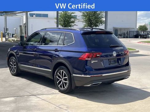 Used 2021 Volkswagen Tiguan SE w/ Panoramic Sunroof Package FWD image 10