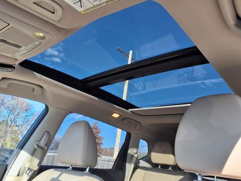 Used 2016 Nissan Rogue SL w/ SL Premium Package image 30