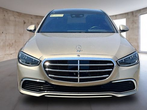 Used 2022 Mercedes-Benz S 580 4MATIC Sedan w/ Warmth & Comfort Package image 2