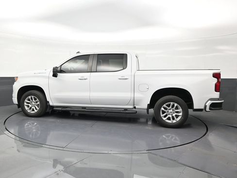 Used 2023 Chevrolet Silverado 1500 RST RWD image 2
