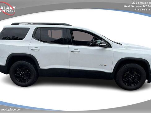 Used 2023 GMC Acadia AT4 w/ Technology Package AWD/4WD image 4