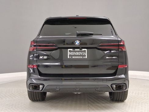 New 2026 BMW X5 sDrive40i w/ M Sport Package RWD image 8