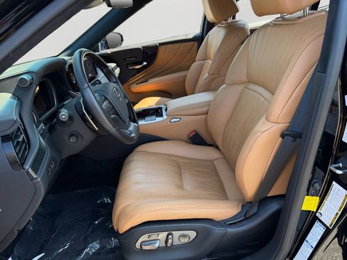 Certified 2023 Lexus LS 500 AWD w/ Luxury Package image 16
