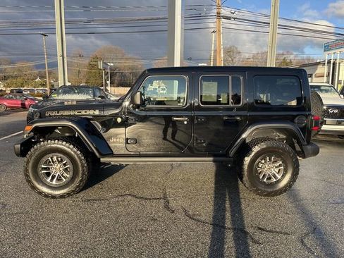 Used 2024 Jeep Wrangler Unlimited Rubicon 392 AWD/4WD image 6