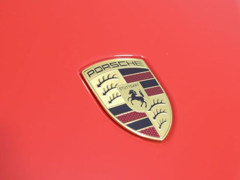 Used 2025 Porsche 911 Carrera RWD image 20