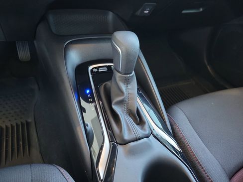 Certified 2025 Toyota Corolla SE image 23