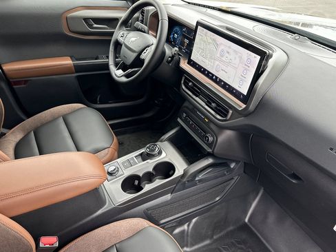 New 2025 Ford Bronco Sport Outer Banks w/ Sasquatch Outer Banks Package AWD/4WD image 15