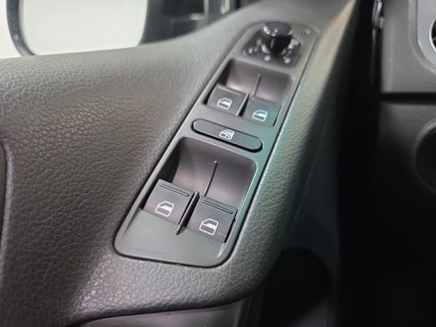Used 2012 Volkswagen Tiguan S FWD image 24