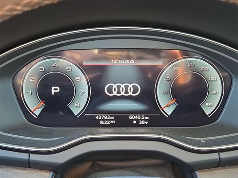 Certified 2024 Audi Q5 2.0T Premium Plus image 20