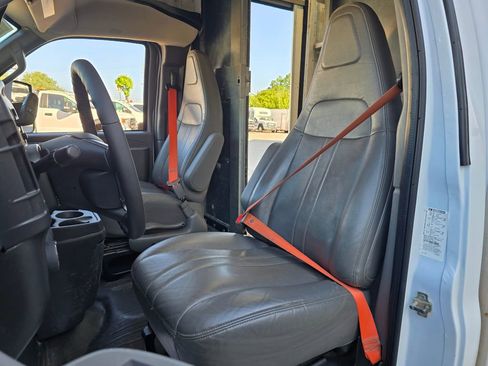 Used 2023 Chevrolet Express 3500 w/ Power Convenience Package RWD image 25