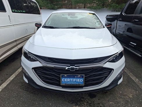 Certified 2025 Chevrolet Malibu LT w/ Redline Edition image 2