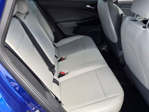 Used 2022 Volkswagen ID.4 Pro S image 17