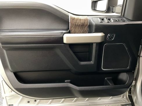 Used 2017 Ford F350 Lariat w/ Chrome Package AWD/4WD image 26