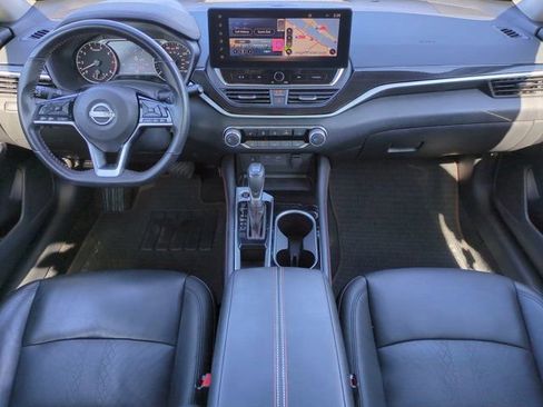 Certified 2023 Nissan Altima 2.5 SR w/ SR Premium Package FWD image 14