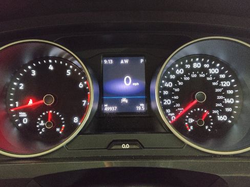 Used 2021 Volkswagen Tiguan S FWD image 23