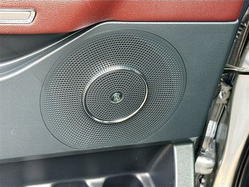 Used 2022 Ford Expedition Max Limited image 20