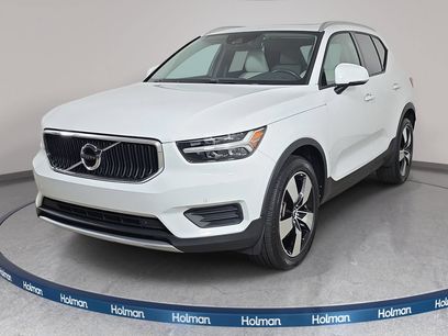 Used 2020 Volvo XC40 T5 Momentum w/ Protection Package Premier
