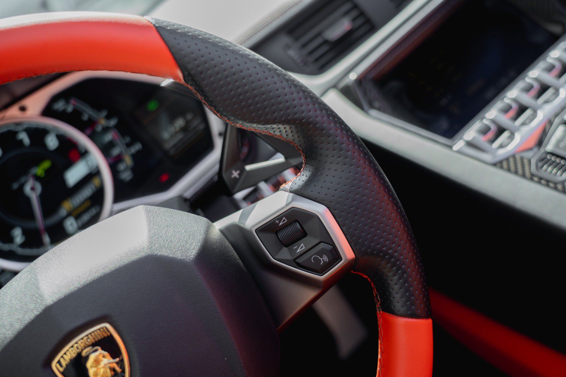 Used 2014 Lamborghini Aventador LP 700-4 AWD/4WD image 36
