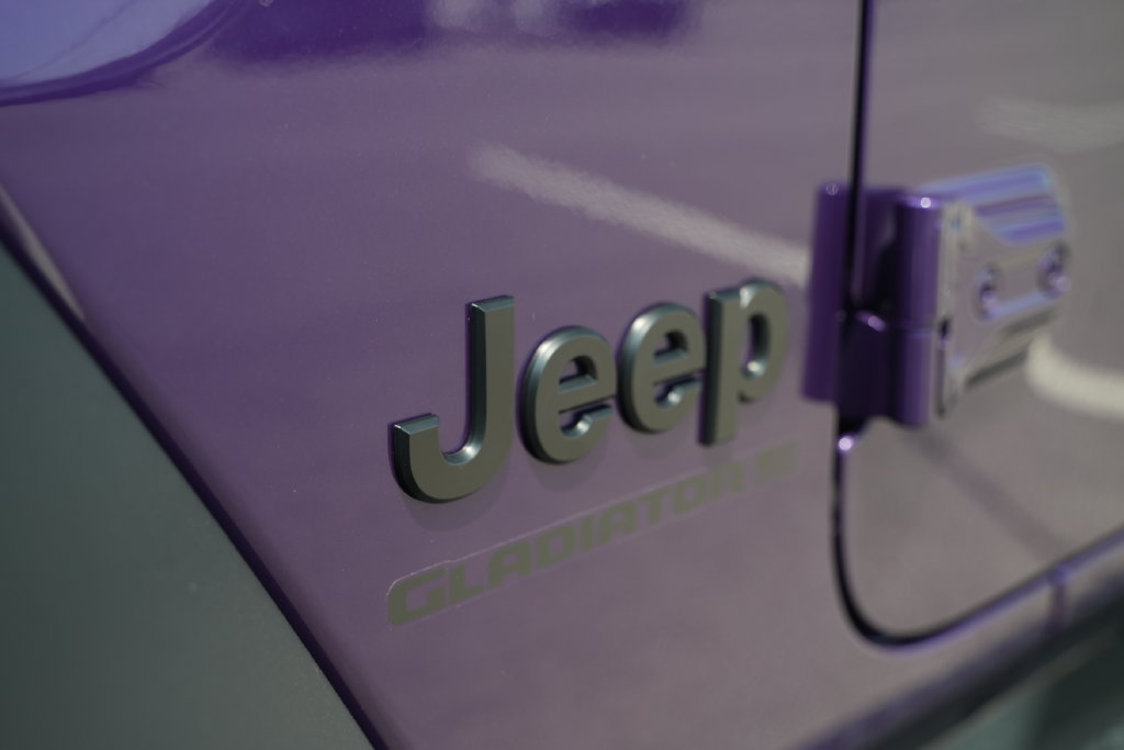 New 2026 Jeep Gladiator Sport AWD/4WD image 40