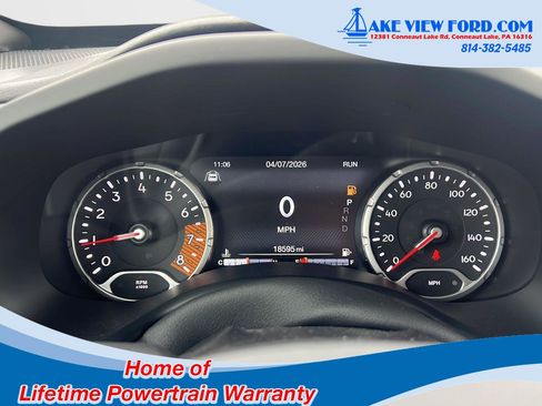 Used 2022 Jeep Renegade Latitude AWD/4WD image 24