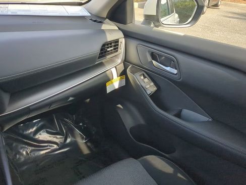 New 2026 Nissan Rogue SV image 17