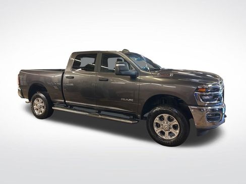Used 2026 RAM 2500 Big Horn AWD/4WD image 7