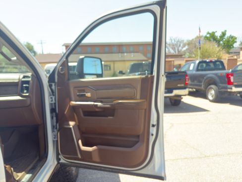 Used 2023 RAM 2500 Limited AWD/4WD image 20