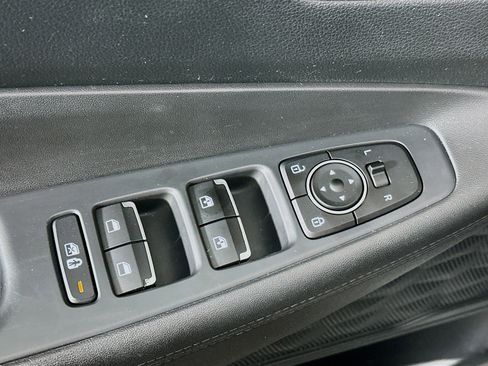 Used 2023 Hyundai Santa Fe SEL image 15