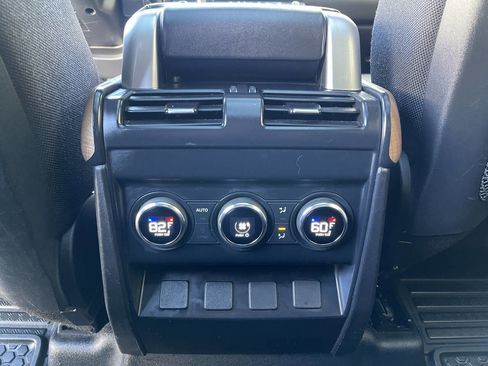 Used 2023 Land Rover Defender 130 X image 19