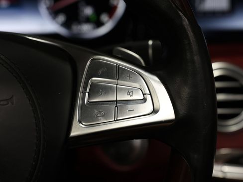 Used 2017 Mercedes-Benz S 550 Cabriolet image 39