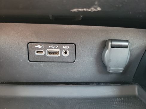 Certified 2024 Nissan Altima 2.5 SV FWD image 30