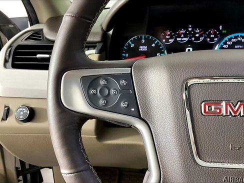 Used 2017 GMC Yukon XL SLT w/ Open Road Package RWD image 23