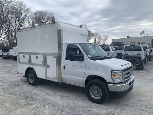 New 2026 Ford E-350 and Econoline 350 Super Duty w/ Power Equipment Group image 3