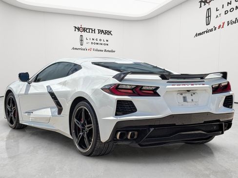 Used 2022 Chevrolet Corvette Stingray Coupe w/ Z51 Performance Package RWD image 2