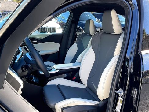 New 2026 BMW X1 xDrive28i w/ Technology Package image 9