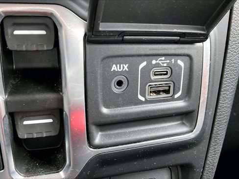 Used 2022 Jeep Wrangler Unlimited Sport AWD/4WD image 18